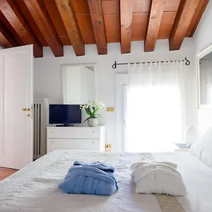  Apartment Deluxe Isola Di Mezzo
